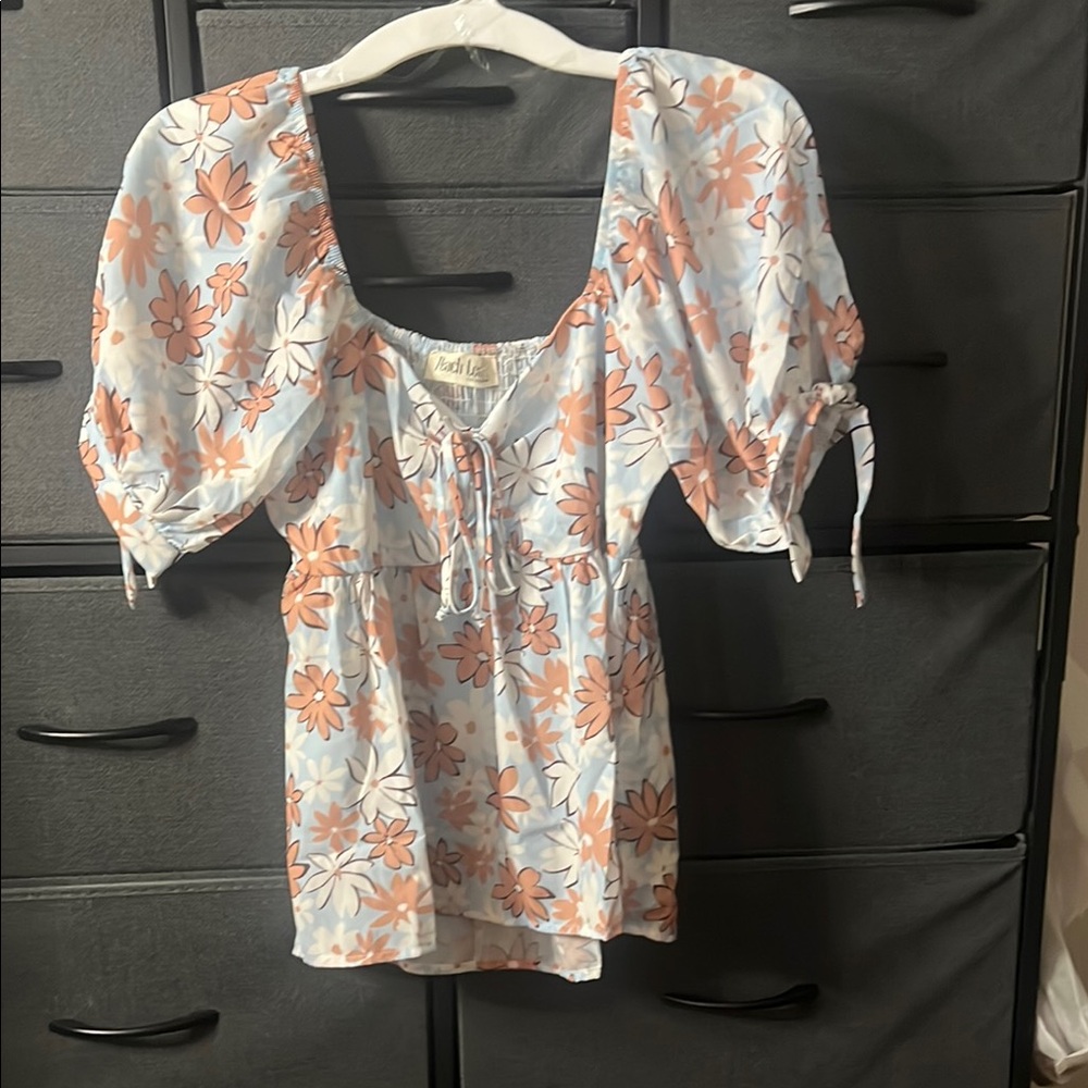 Peach Love California Cream Tie Front Puffed Sleeve Blouse
